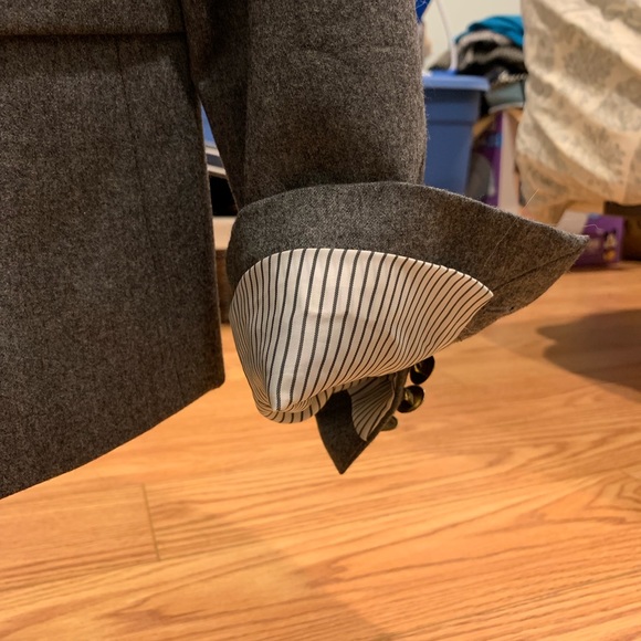 Classic merino wool school boy blazer - Picture 3 of 4